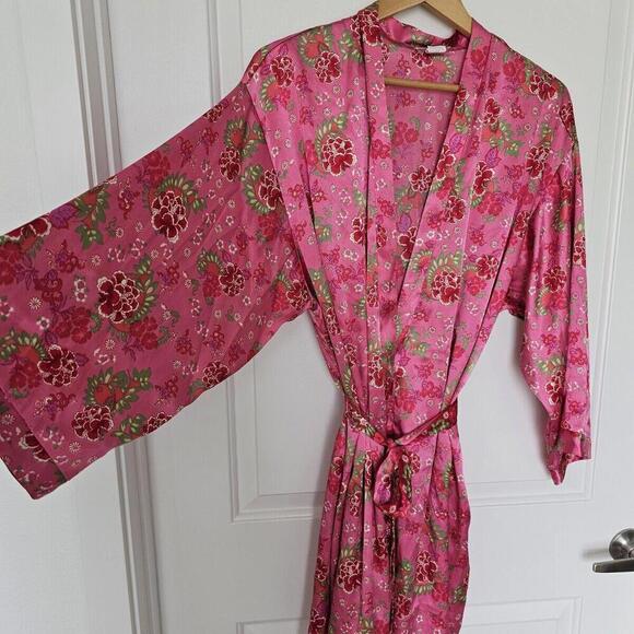 Vintage Cruz Pink Colors Floral Polyester Long Robe Size XL. Bridal Party Cover - Picture 3 of 6